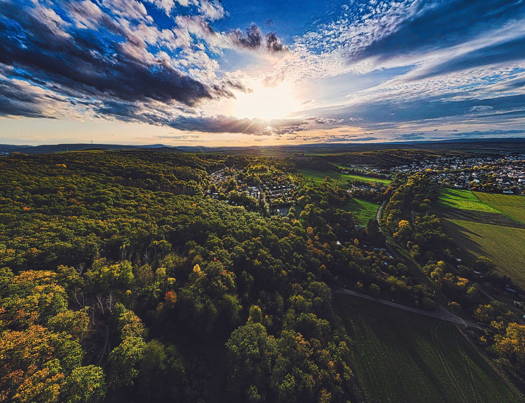 Weinberge und Wälder rund um den Lindelgrund